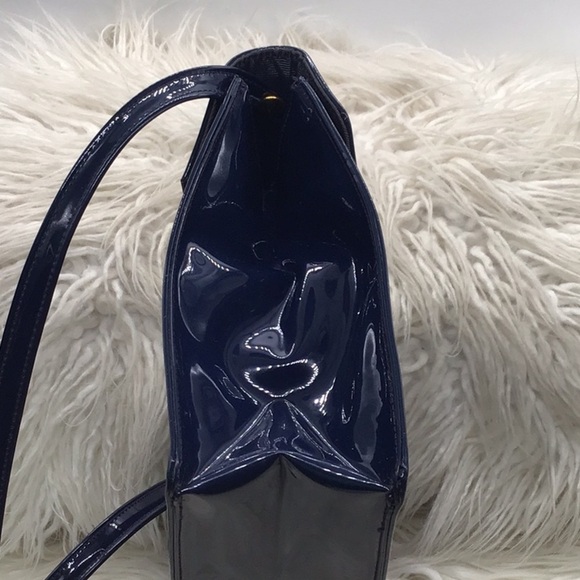 🌼3/$13🌼BUNDLE DEAL! Navy Blue Patent Clutch/Shoulder Bag - Picture 9 of 10